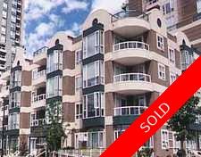 Collingwood VE Condo for sale:  2 bedroom 848 sq.ft. (Listed 2007-08-25)